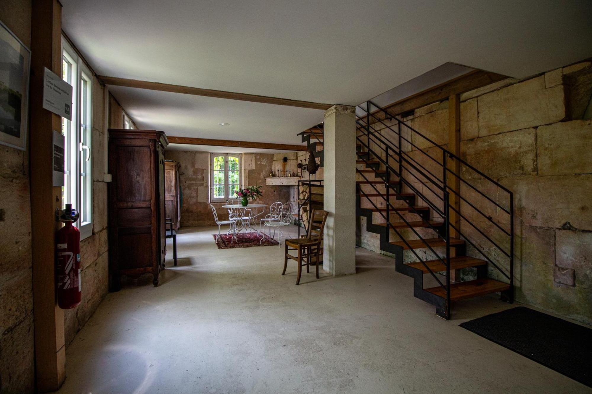 Le Gue Renard-Un Balcon Sur La Charente Villa Jarnac Exteriör bild